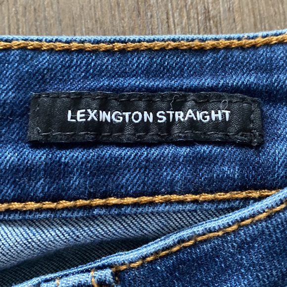 Women’s Jones New York jeans - Picture 4 of 10